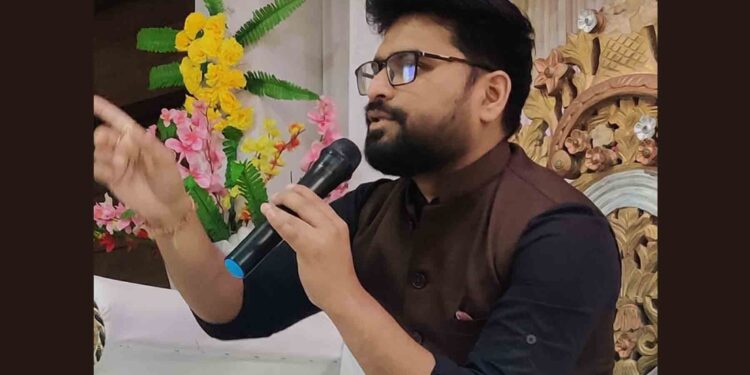 Divya Gyan Sabha at Kashi proposes widespread campaign for Yoga & Spirituality