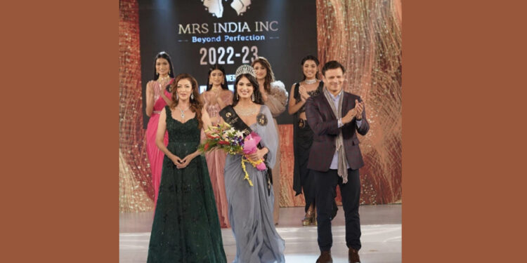 Capt Chahat Dalal wins Mrs. India 2022 Pageant Title of Runner up