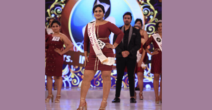 Suma N bags the sub title Tech Diva at National pageant Mrs. India Galaxy 2022