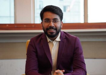 From Nothing to Everything. – The story of a boy who had to take a loan to study, now teaches lakhs of Students for FREE.