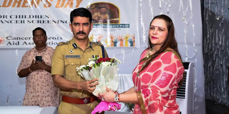Mumbai joint commissioner of police, Vishwas Nangare Patil attended the Children’s day charity event organized by Nidarshana Gowani of Kamala Trust