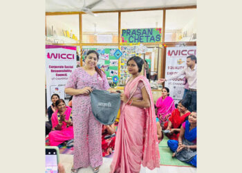 Parmeet Devgun member of WICCI gives session on menopause