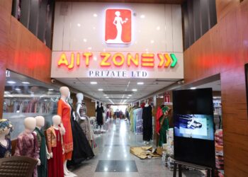 Empowering Women Through Fashion: Ajit Zone Celebrated at Prestigious Gujarat Event