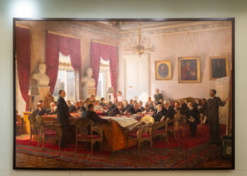Exhibition of Russian Art Masterpieces Dedicated to Moscow Opens at VDNH